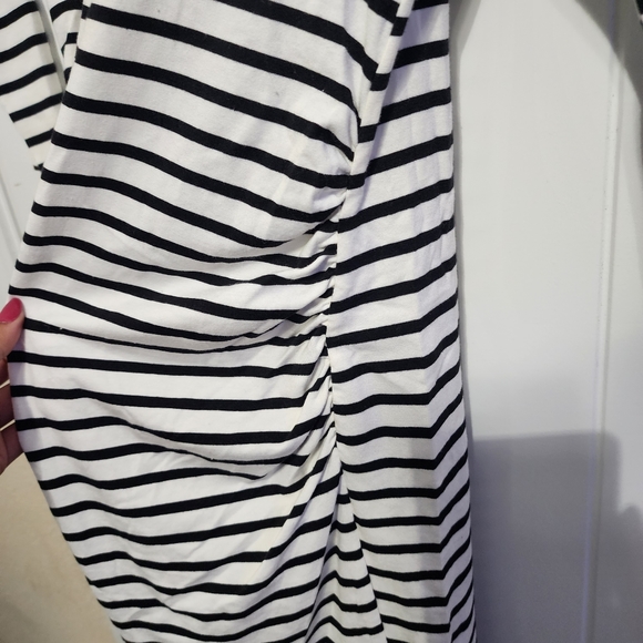 Striped maternity dress - Picture 2 of 4